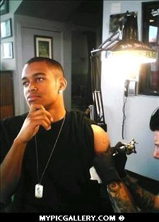 Actin like gettin his tatt didnt hurt.